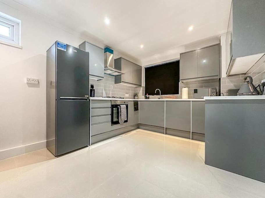 New Cosy Luxury 3 Bedroom House In Battersea Londres Exterior foto