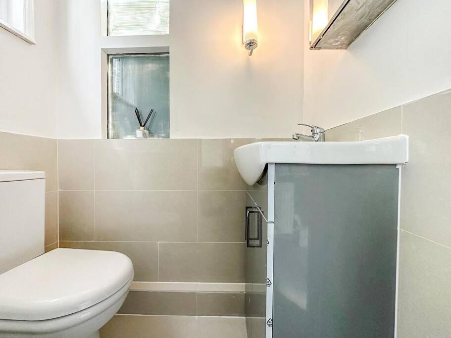 New Cosy Luxury 3 Bedroom House In Battersea Londres Exterior foto